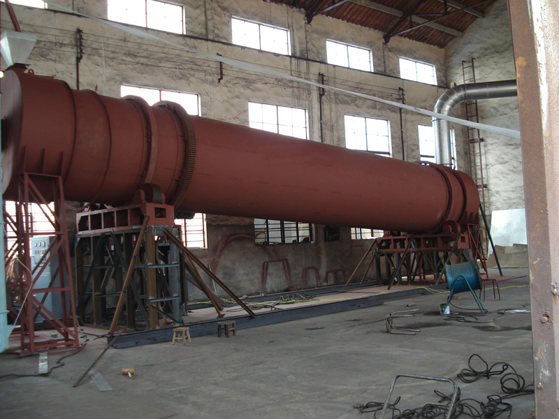 HZG系列回轉(zhuǎn)滾筒干燥機(jī)